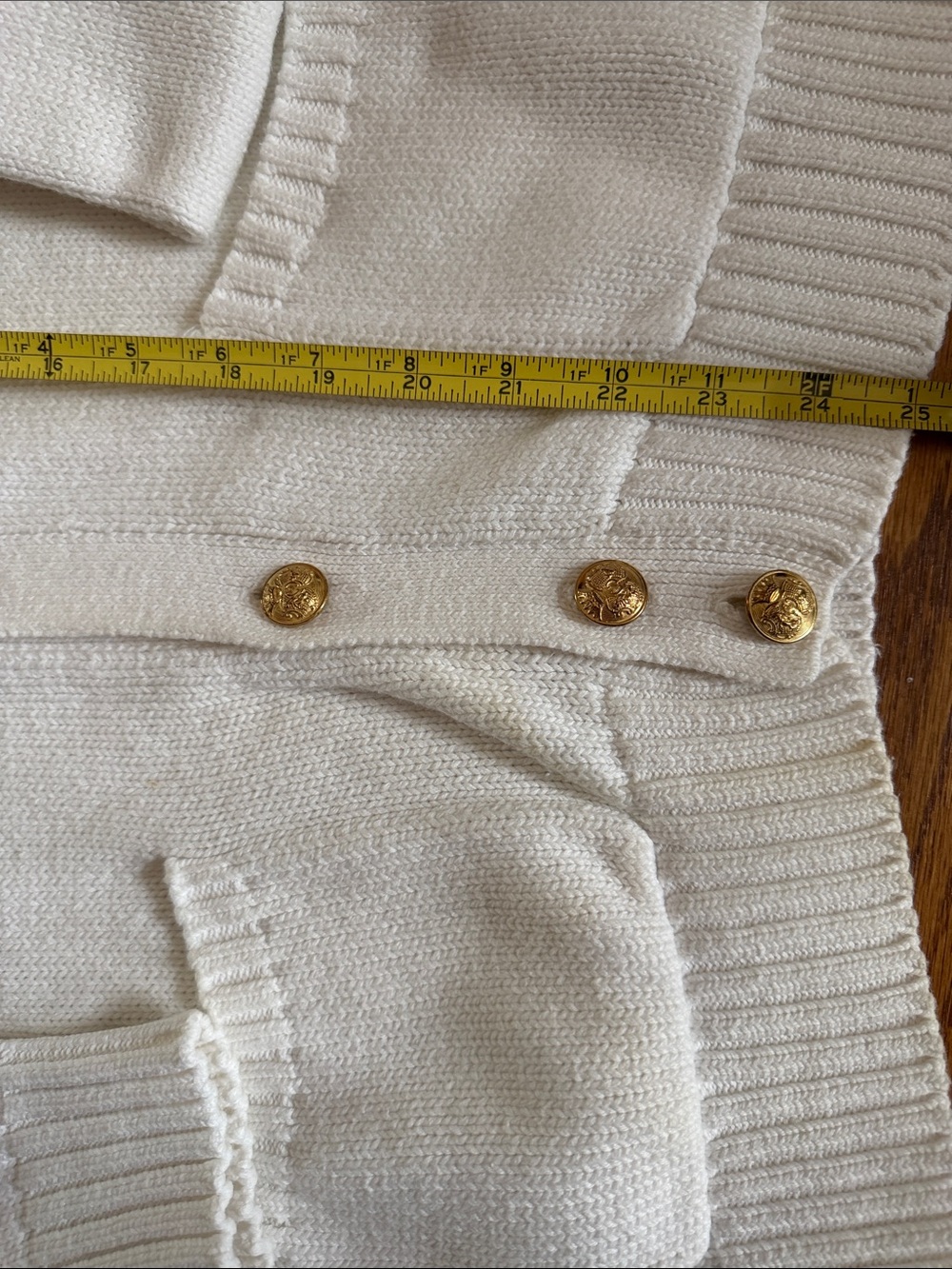 RalphLaurenCardiganSweaterBlueLabelHallmark Crest5GoldButtons PristineCrispWhite - Picture 7 of 8